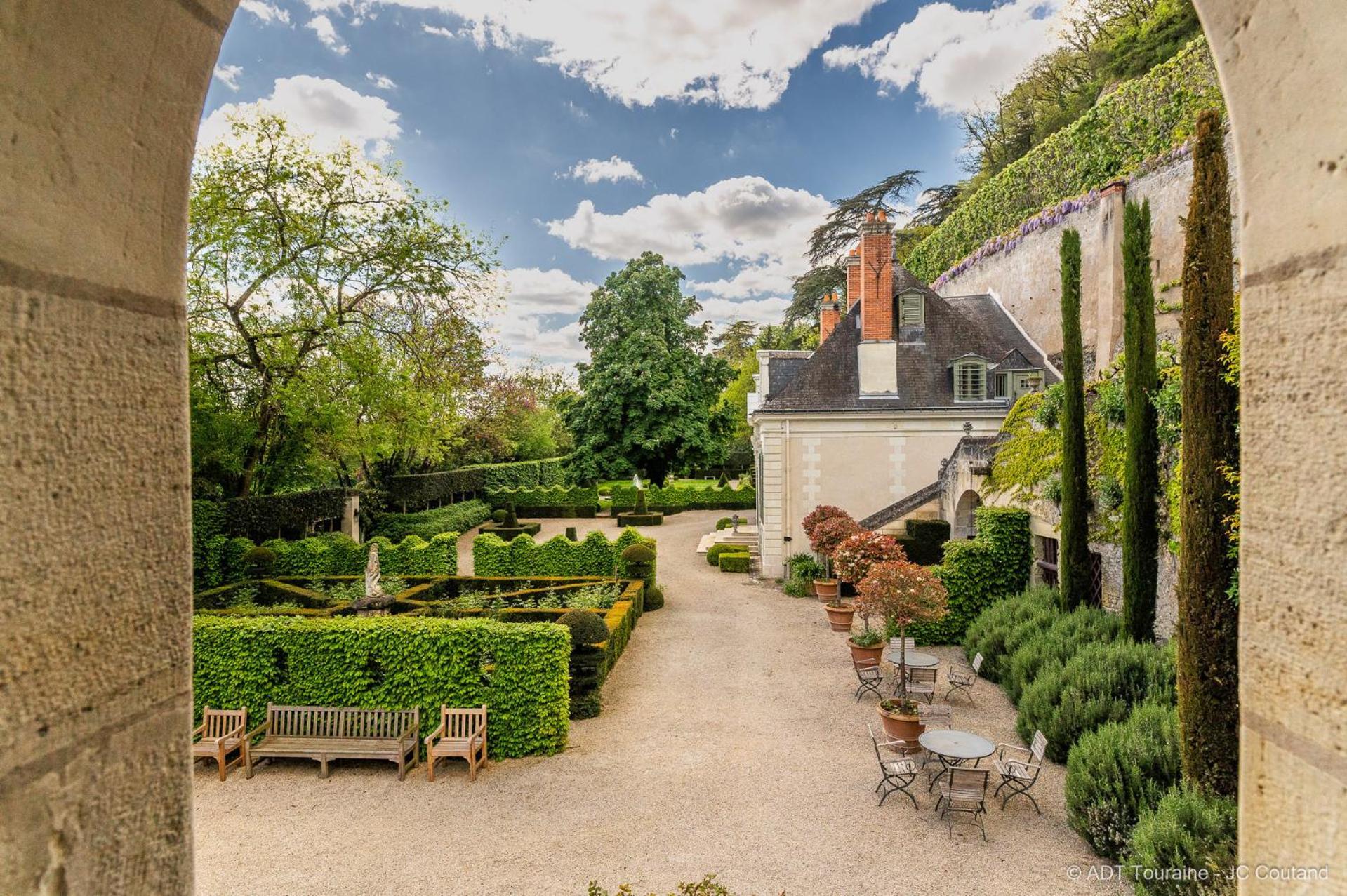 Manoir Des Basses Rivieres Bed & Breakfast Rochecorbon Room photo